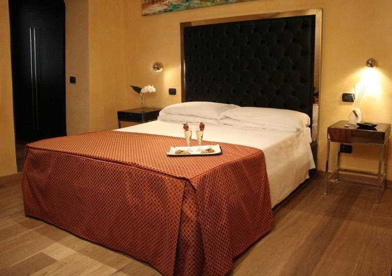 Hotel Lhp Siena